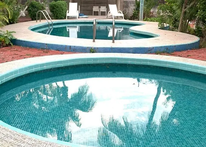 Hotel cápsula Hermanos Aguilar